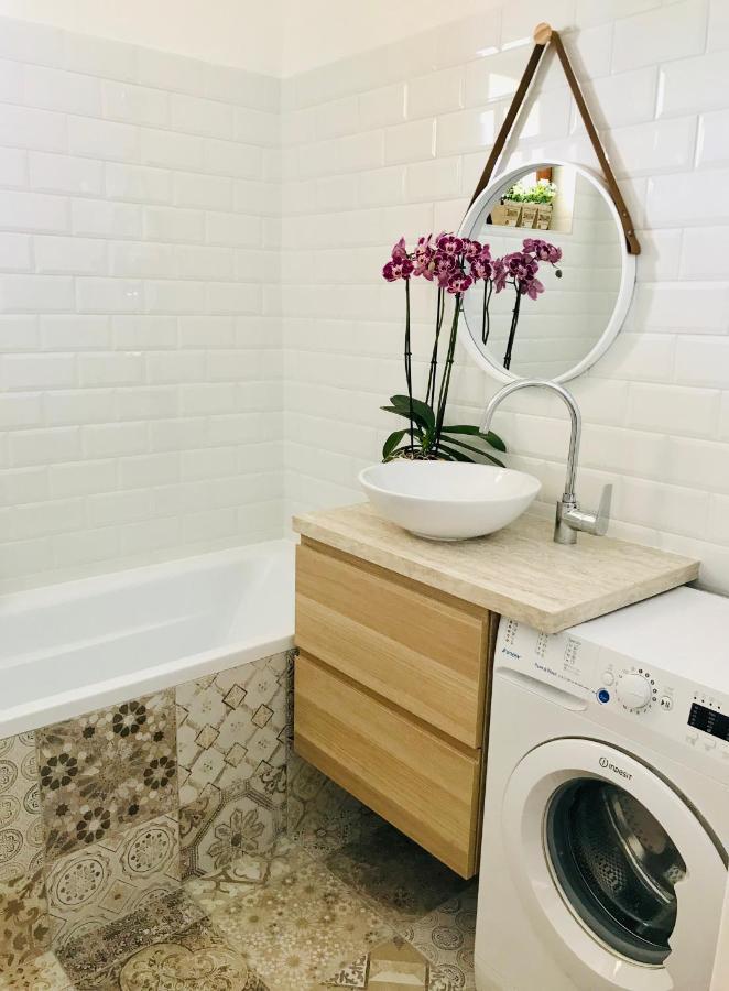 Belvarosi Studio Apartman Kecskemét Exteriör bild